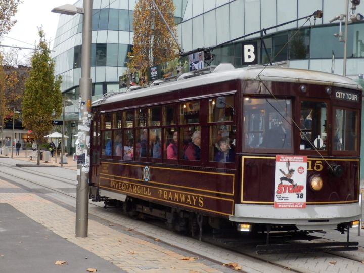 christchurch-train